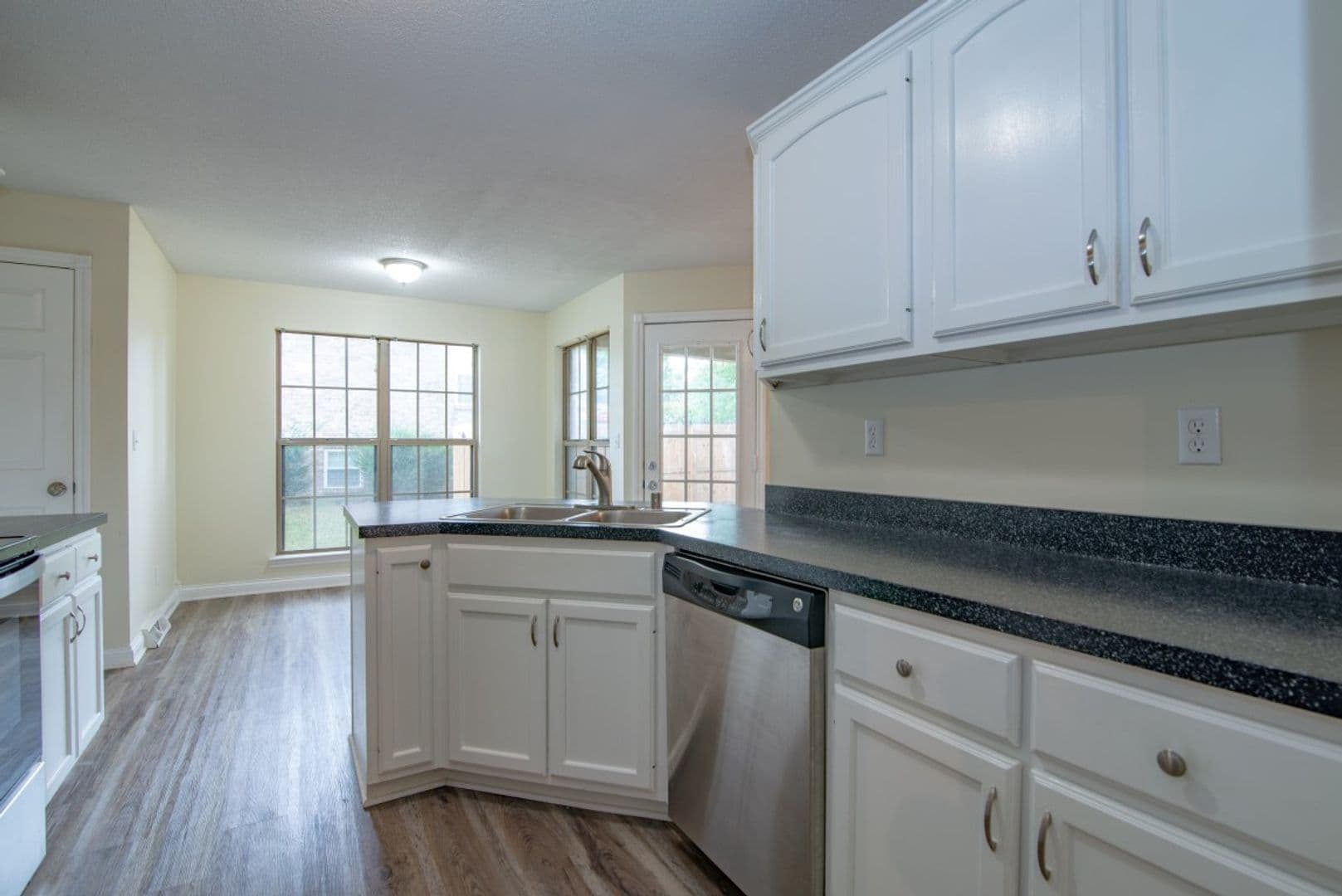Elizabethtown House: 426 Ridgecrest Road