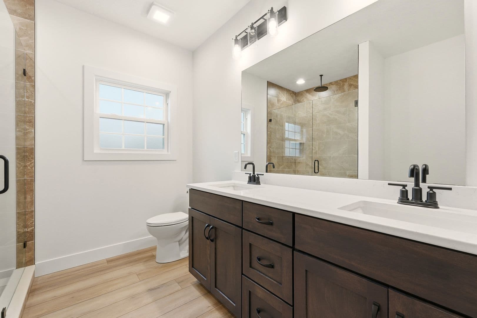 Elizabethtown House: 57 D Wayne Circle
