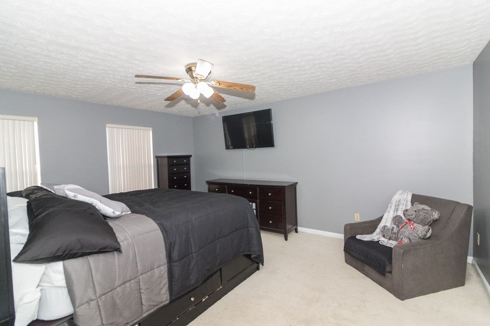 Rineyville House: 171 Sierra Drive