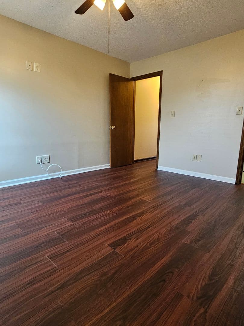 Radcliff House: 508 Independence Court