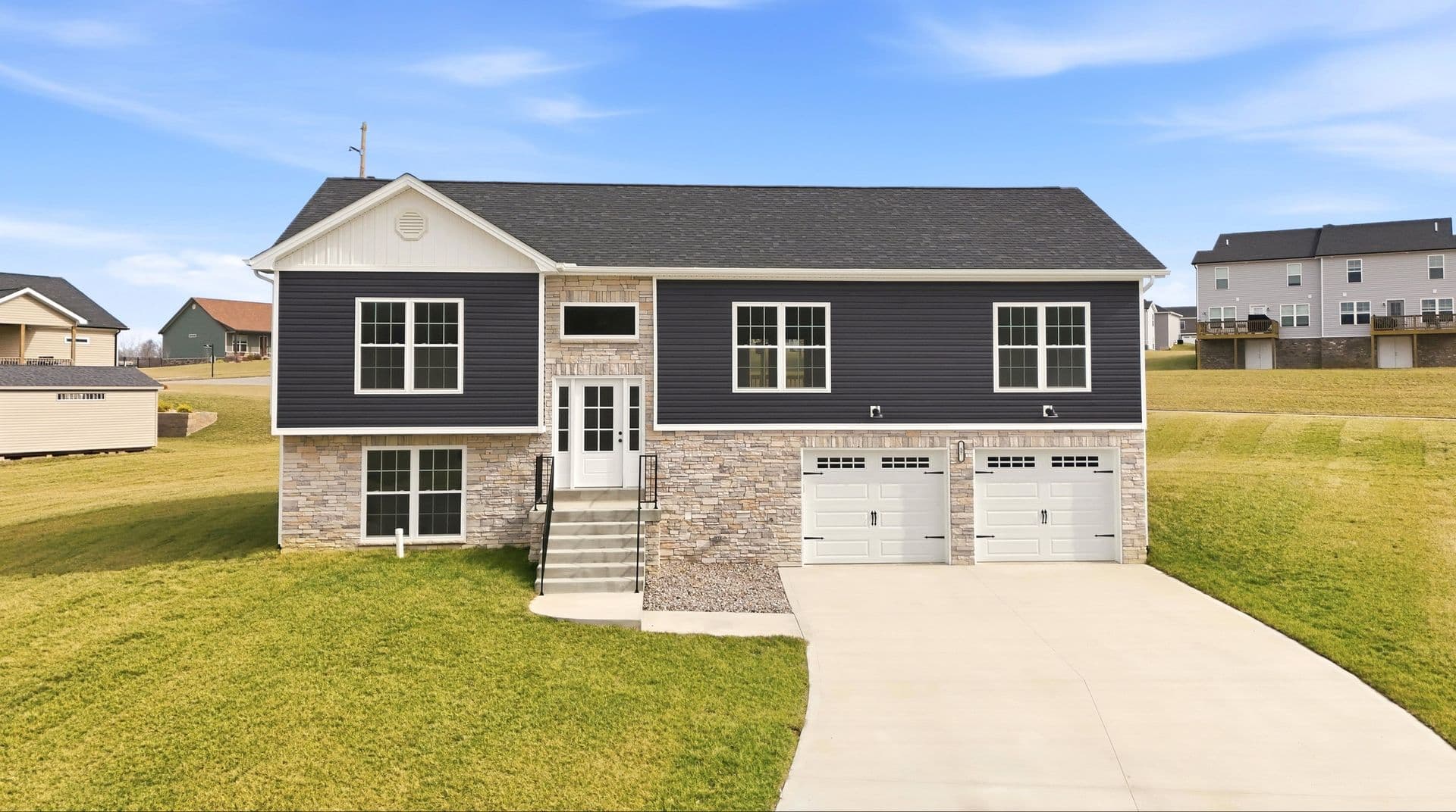 Elizabethtown House: 57 D Wayne Circle