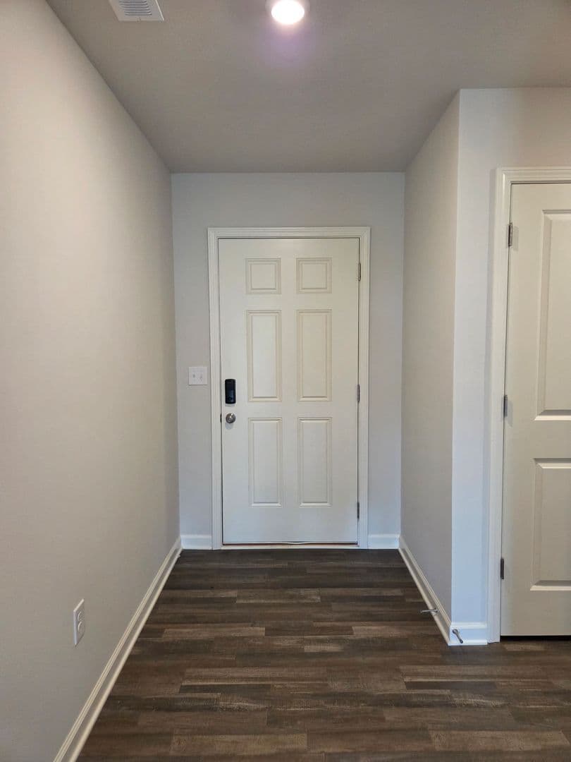 Elizabethtown House: 132 Elegance Way
