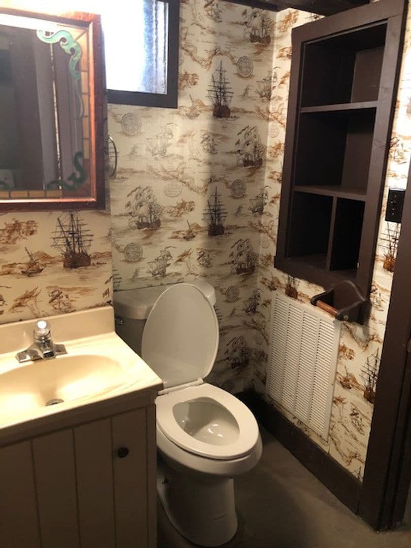 Elizabethtown House: 402 College Street - 402