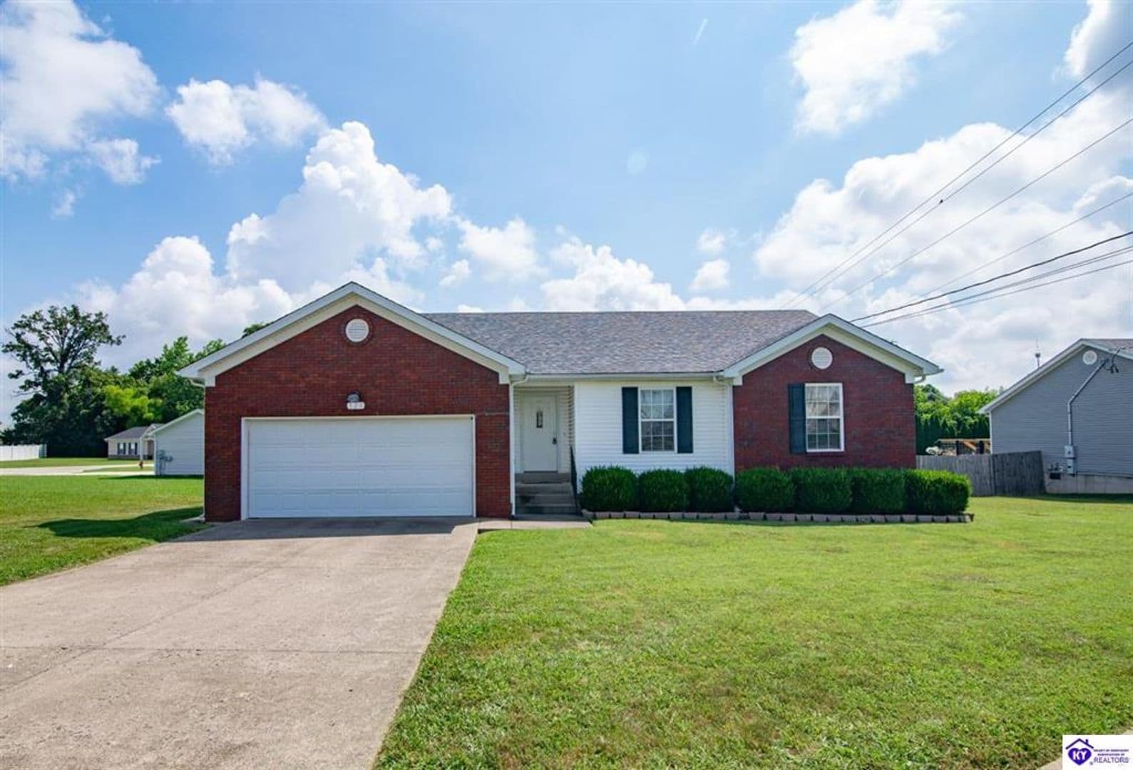 Radcliff House: 520 University Drive