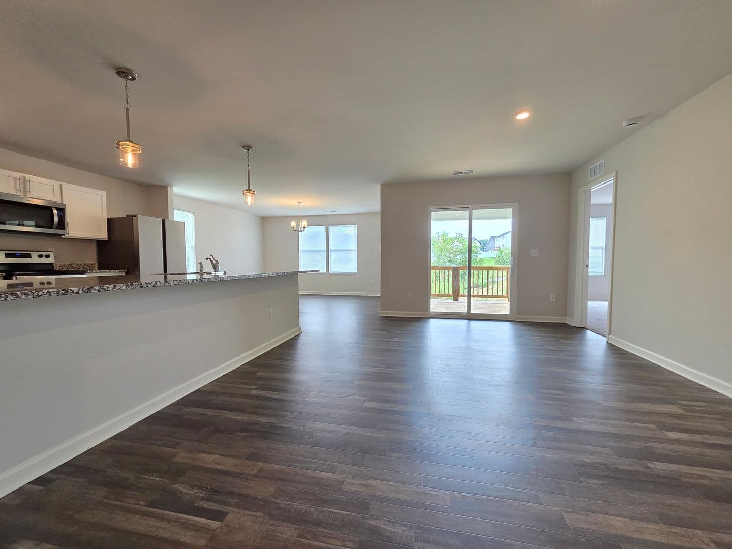 Elizabethtown House: 132 Elegance Way