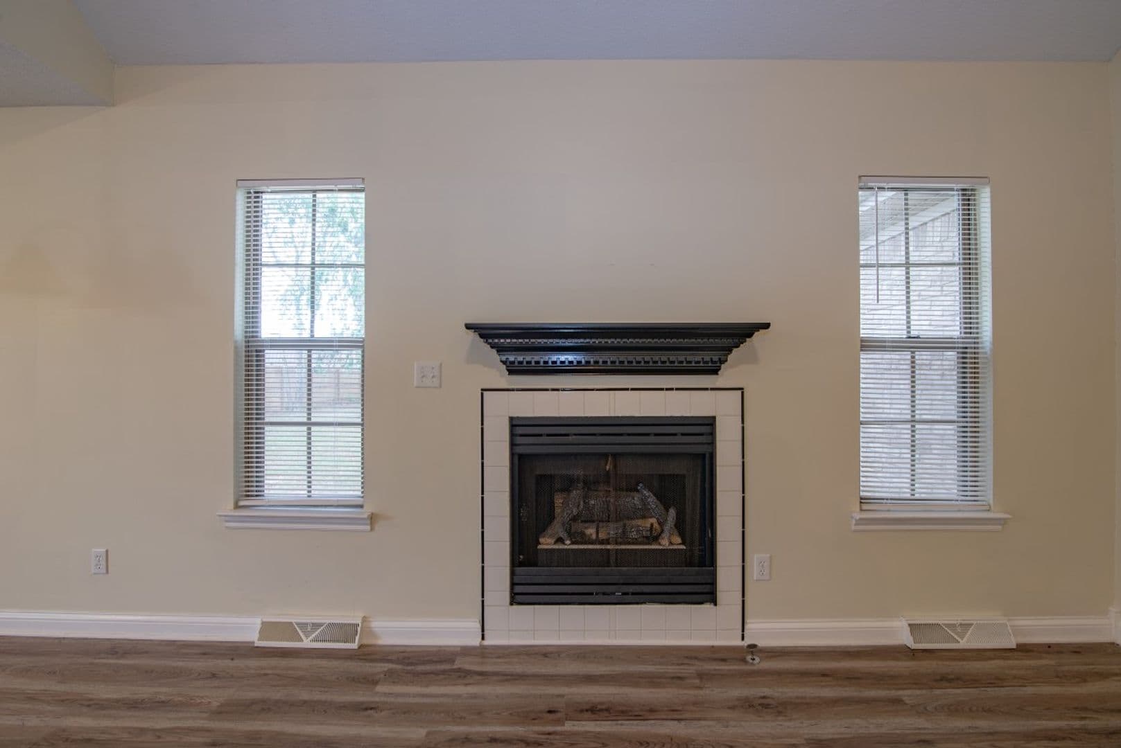 Elizabethtown House: 426 Ridgecrest Road