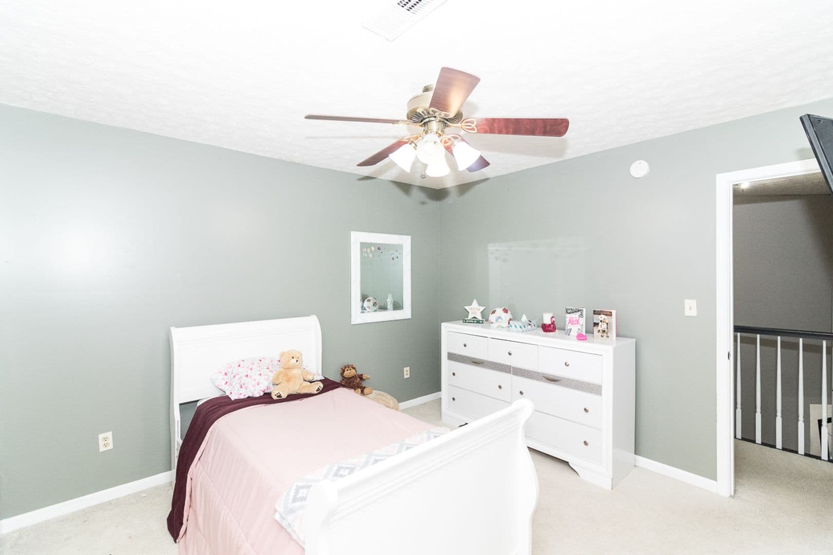 Rineyville House: 171 Sierra Drive