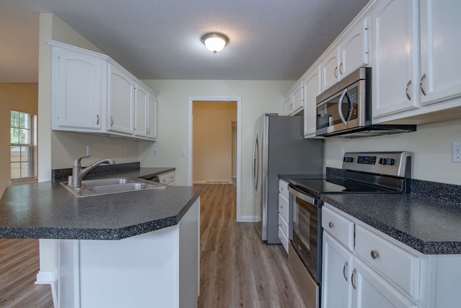 Elizabethtown House: 426 Ridgecrest Road