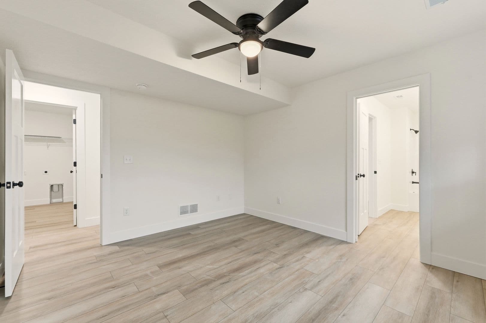 Elizabethtown House: 57 D Wayne Circle