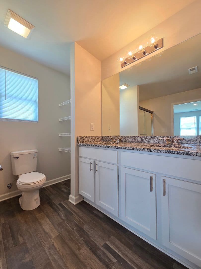Elizabethtown House: 132 Elegance Way