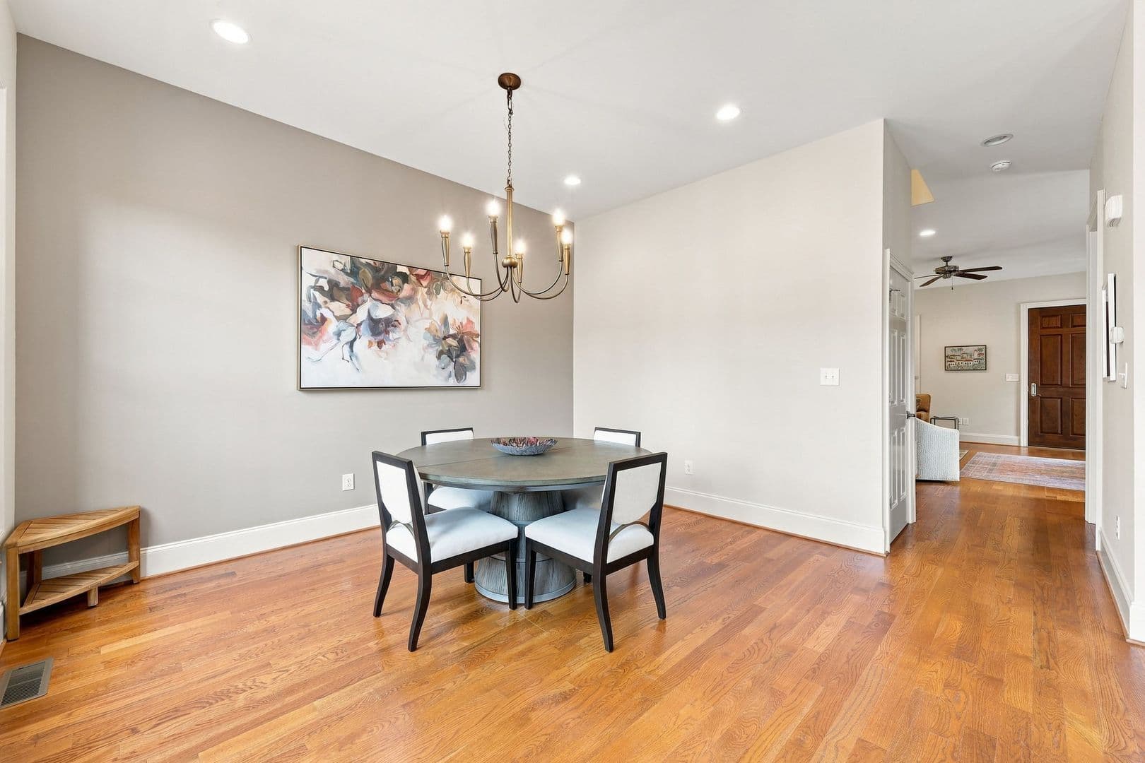 New Bern House: 3908 Harkers Way