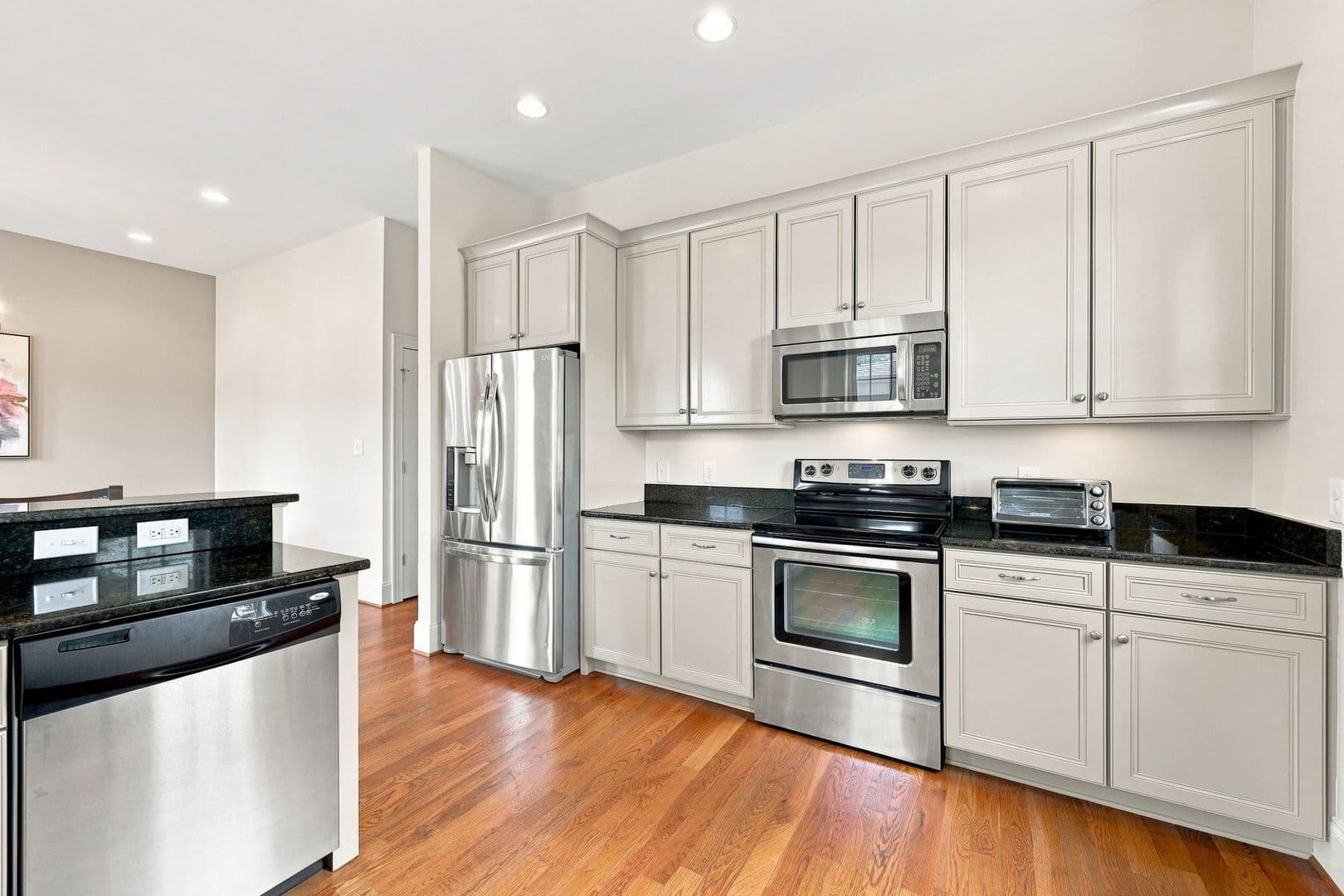 New Bern House: 3908 Harkers Way