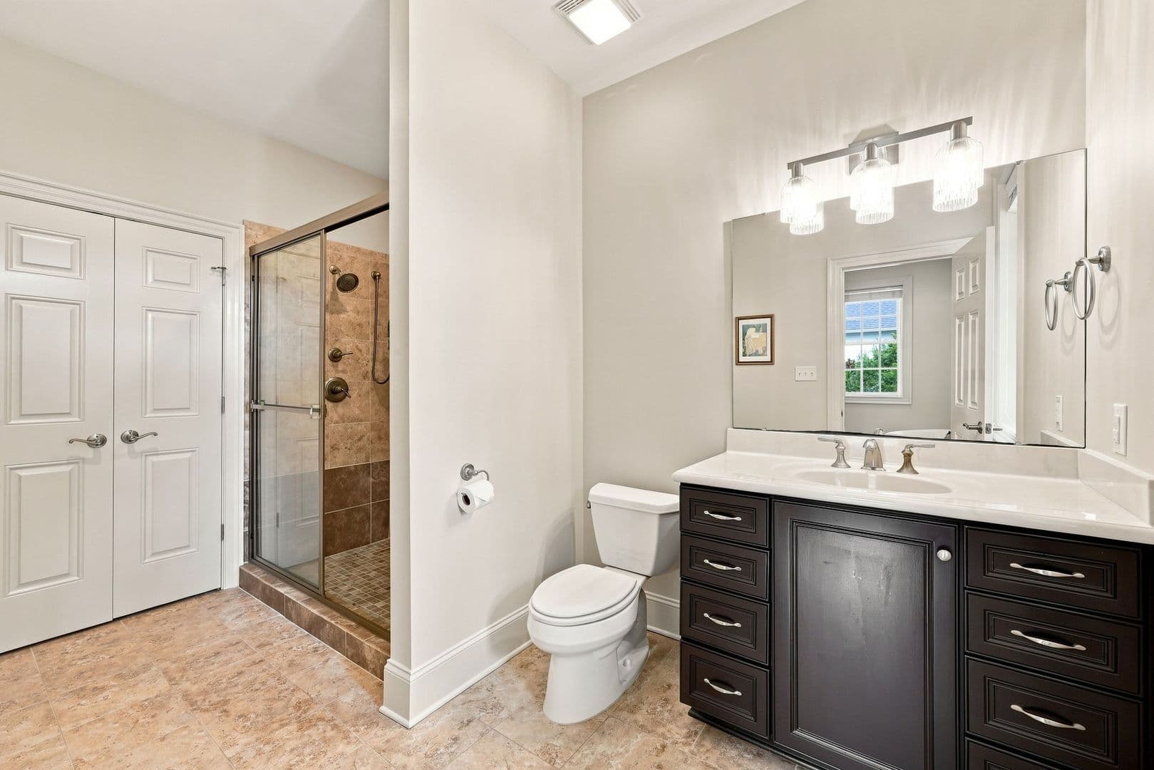 New Bern House: 3908 Harkers Way