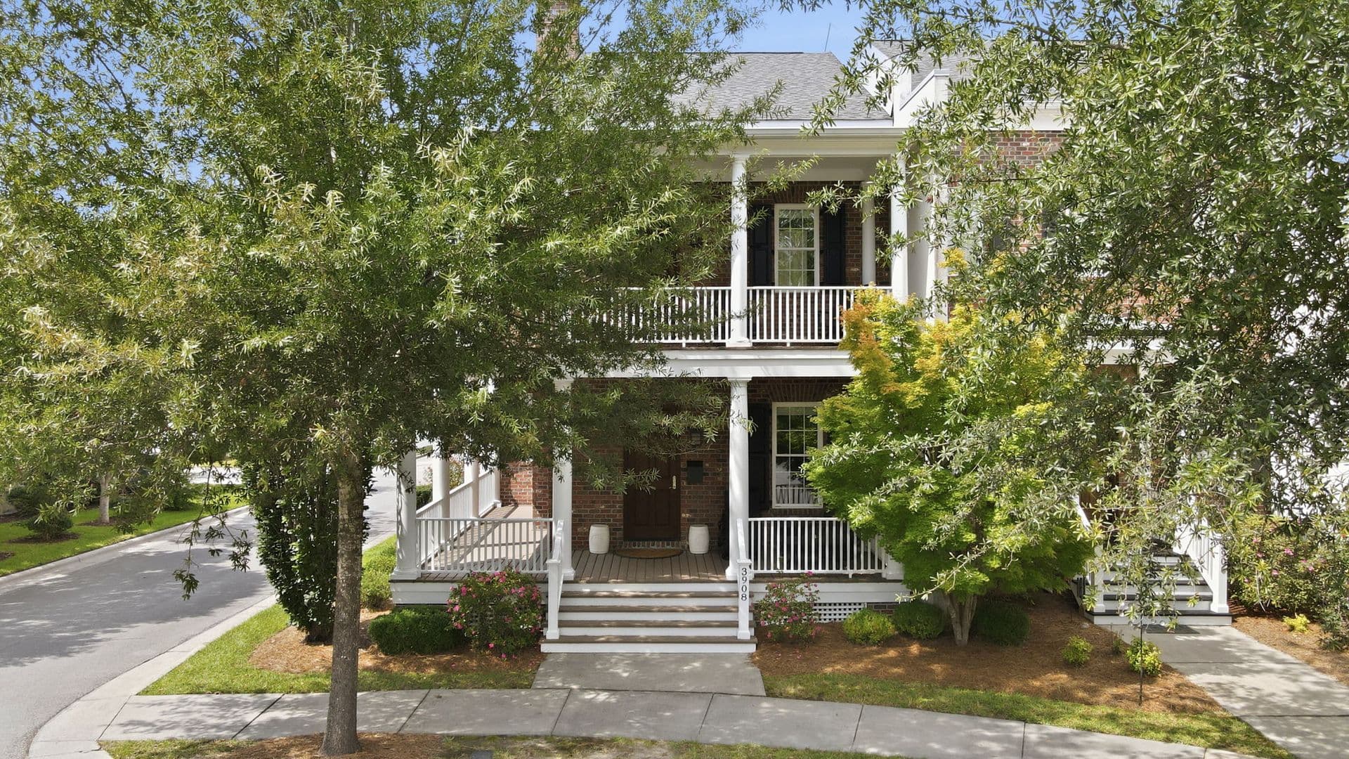 New Bern House: 3908 Harkers Way