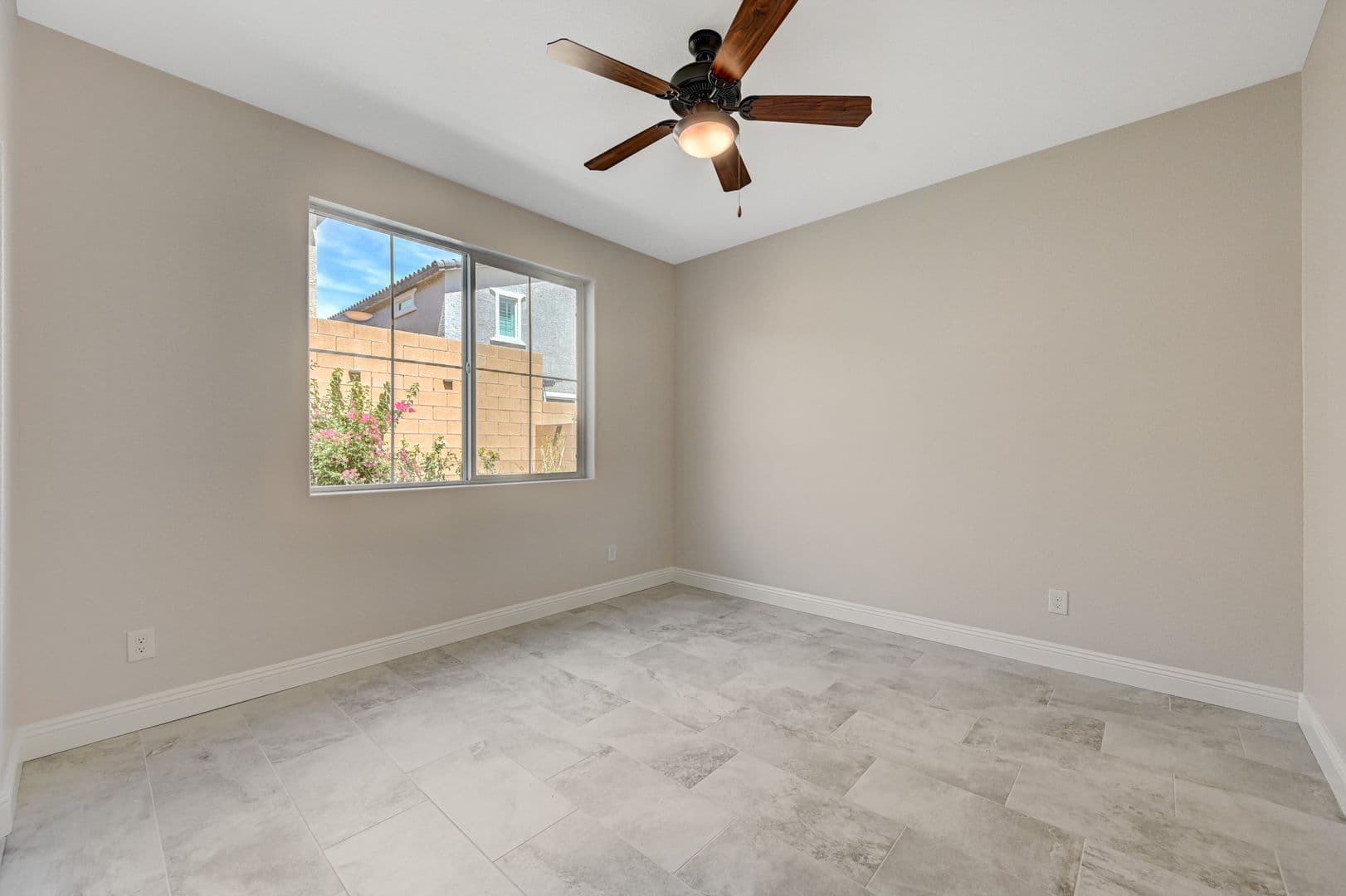 Las Vegas House: 10956 Oregano Avenue