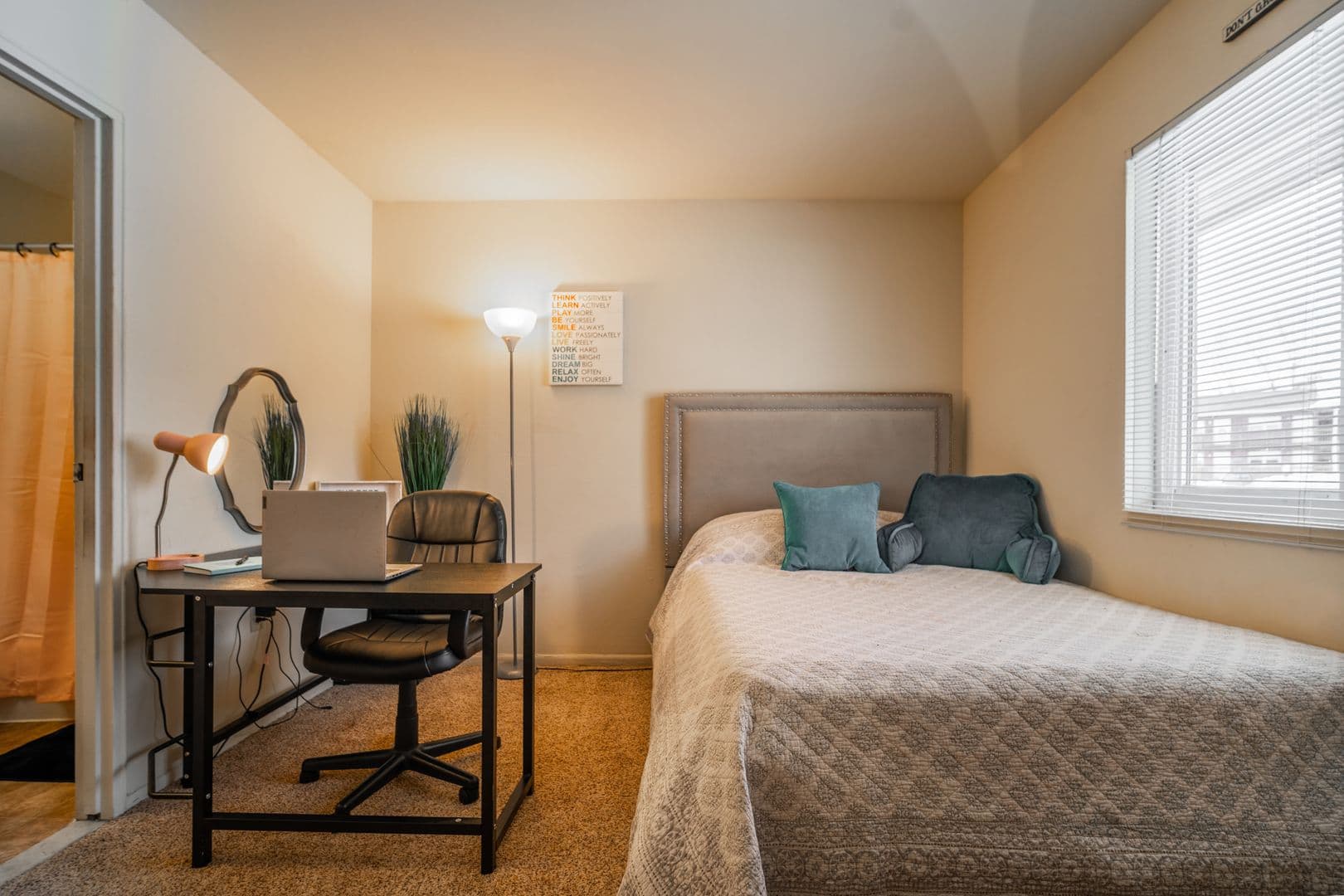 State College Apartment: West Aaron Drive