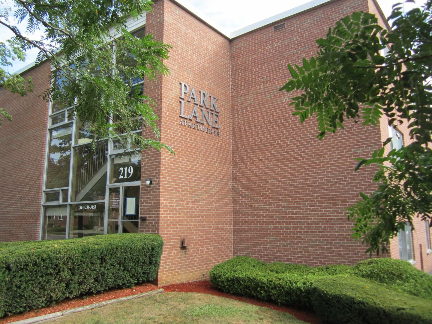 State College Apartment: 219-229 South Sparks St.