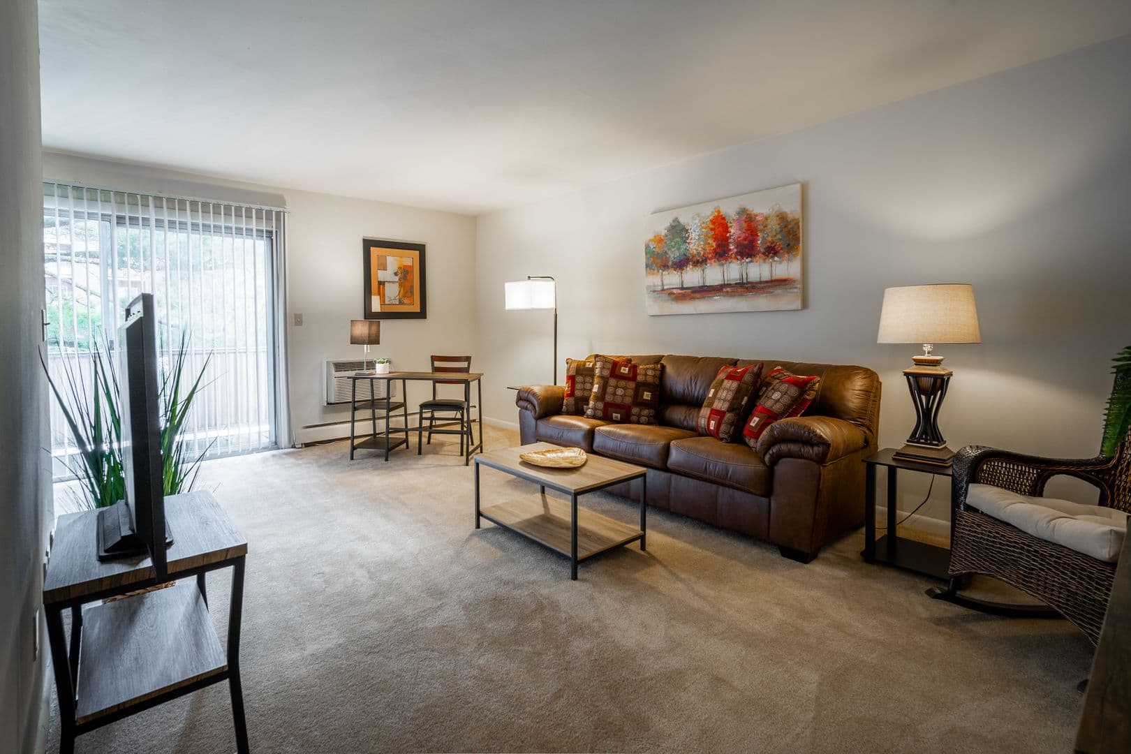 State College Apartment: 411 Waupelani Dr.