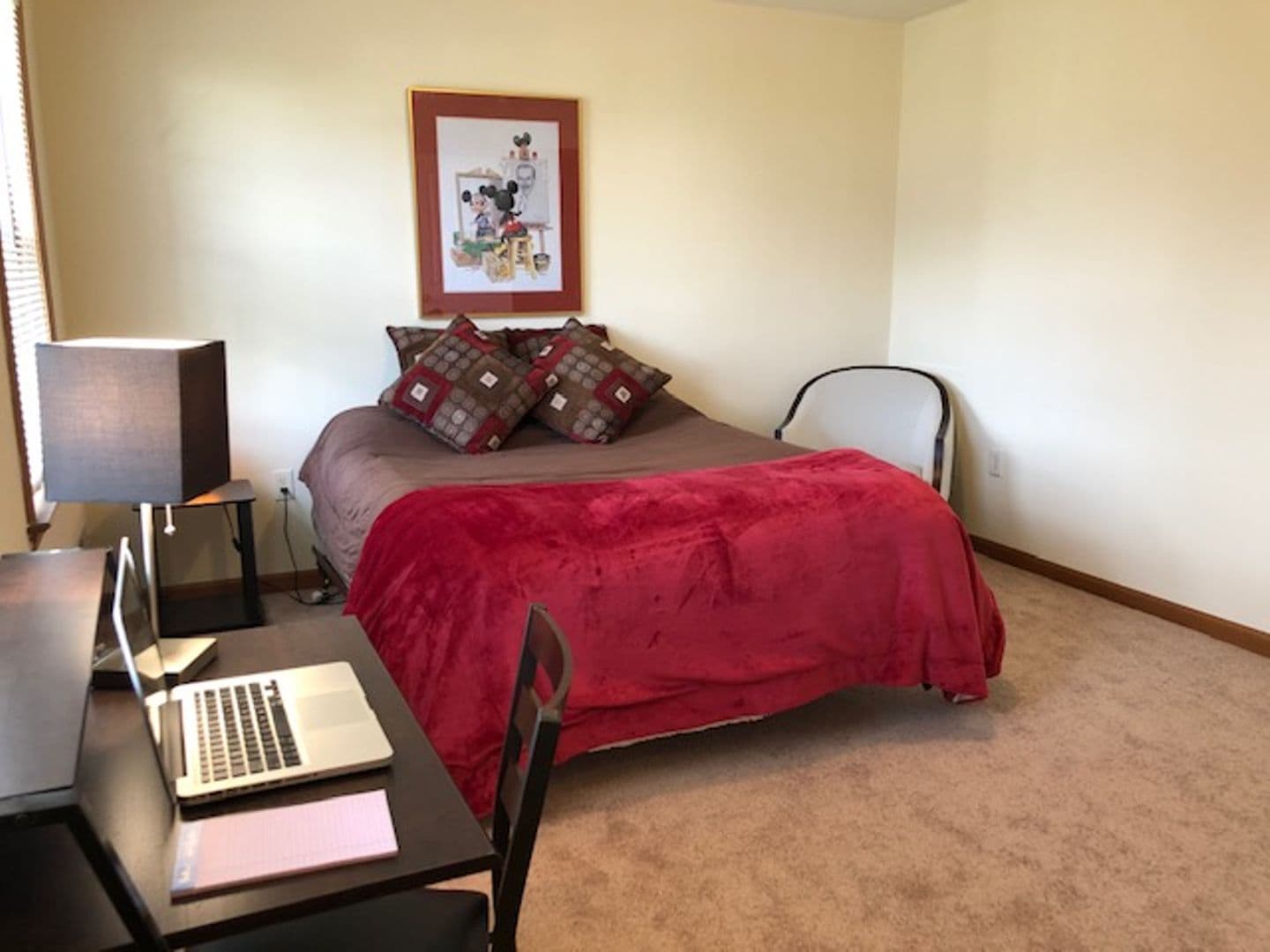State College Apartment: 303 Farmstead Ln