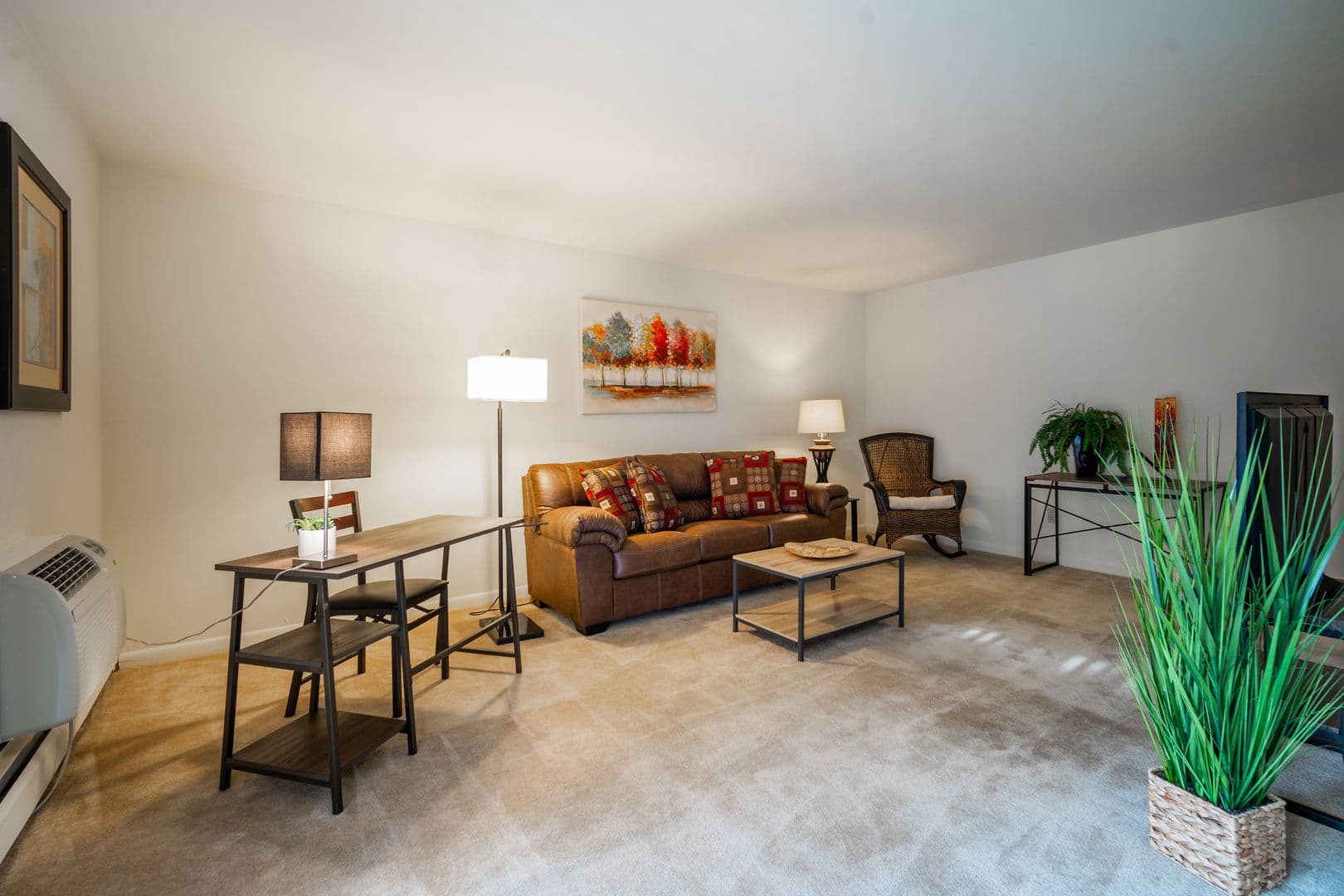 State College Apartment: 411 Waupelani Dr.