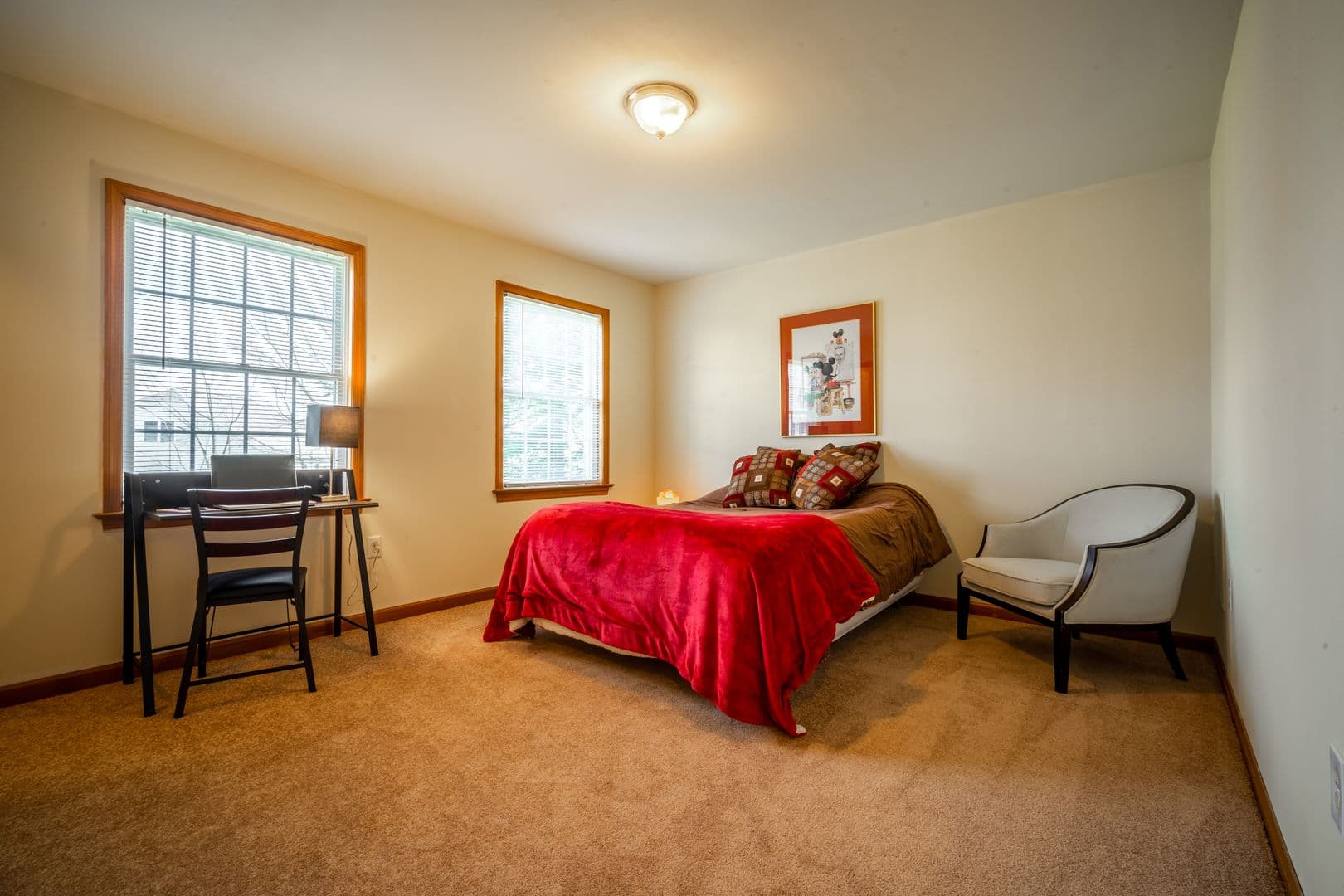 State College Apartment: 303 Farmstead Ln