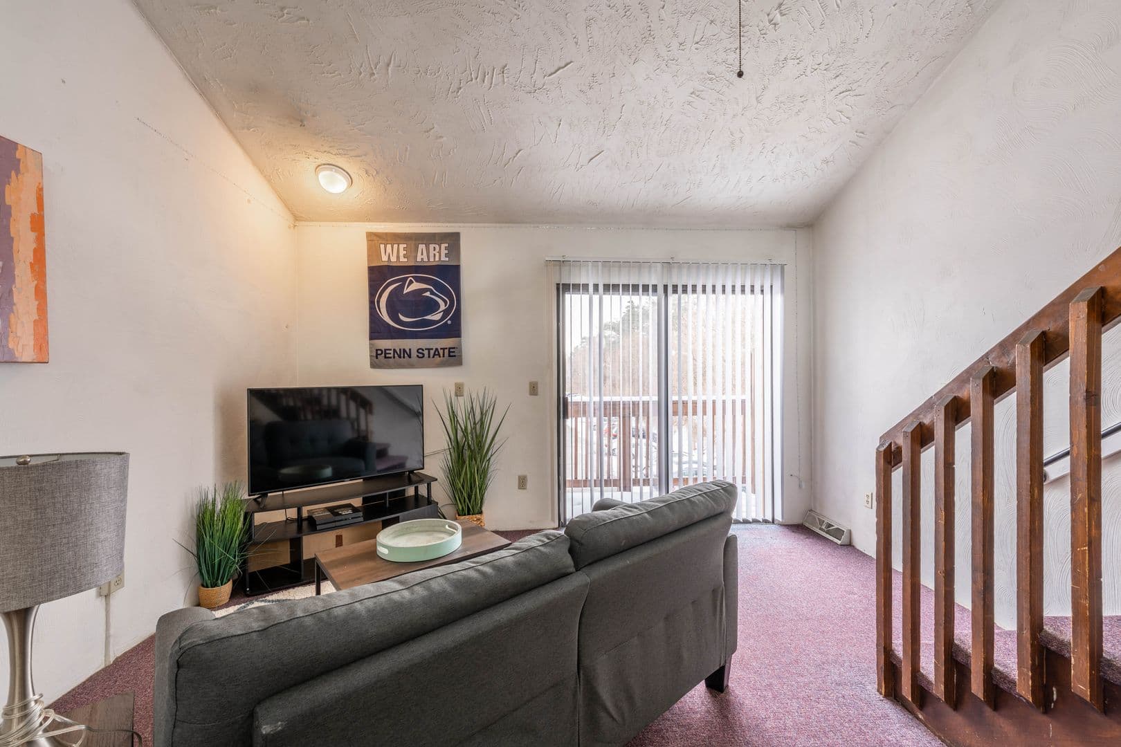 State College Apartment: 728 Bellaire Ave.