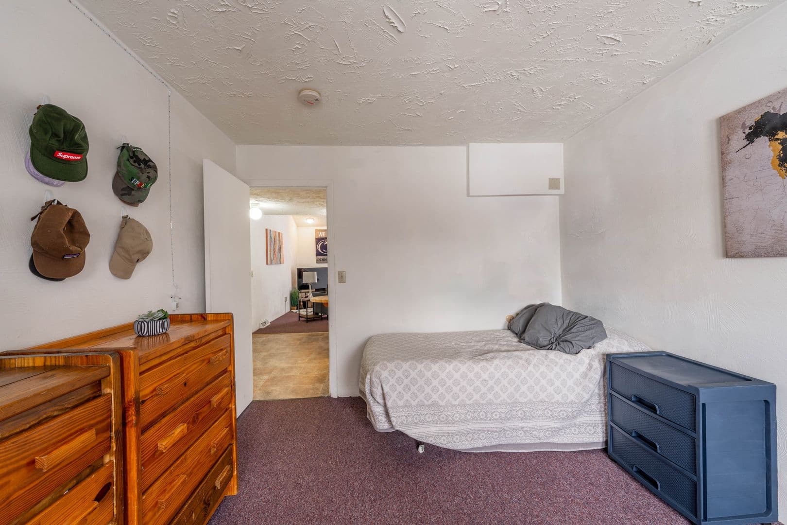 State College Apartment: 728 Bellaire Ave.