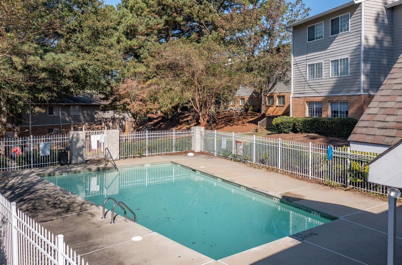Morrow Apartment: 6668 Mt Zion Blvd