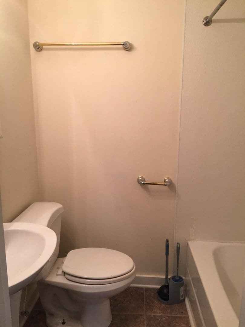New Bern Apartment: 1207 N Craven Street