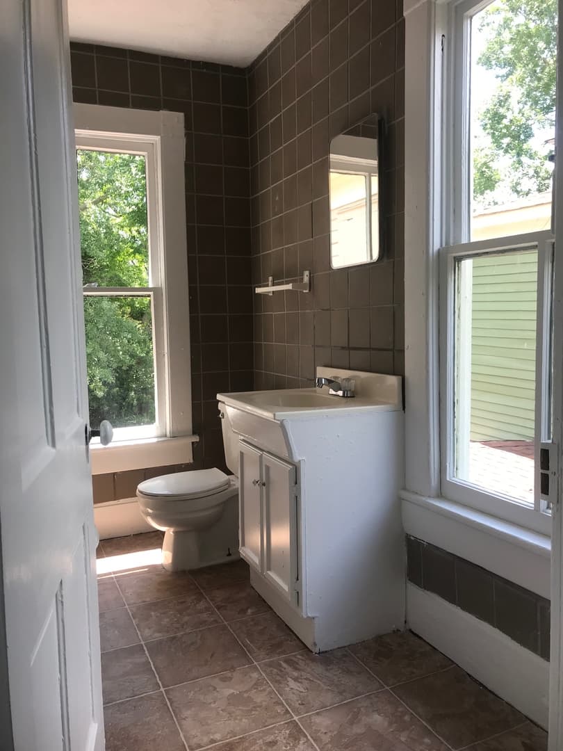New Bern Apartment: 1207 N Craven Street