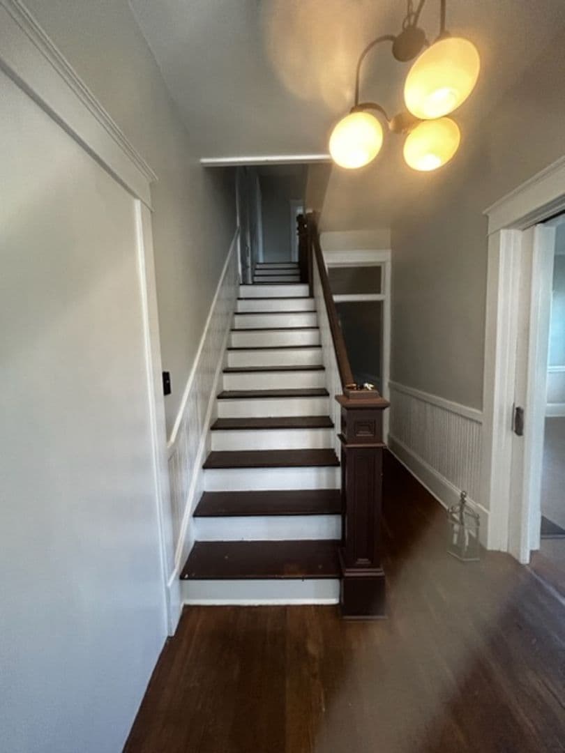 New Bern Apartment: 412 Johnson St