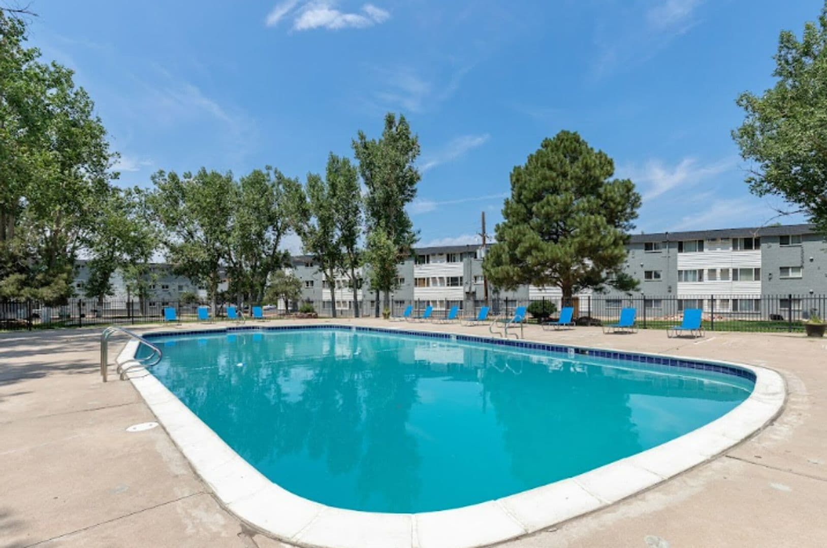 Aurora Apartment: 10785 E. Exposition Ave.