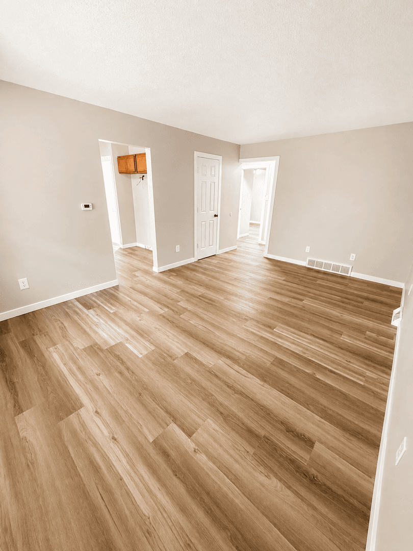 Des Moines Apartment: 2901 Boston Ave