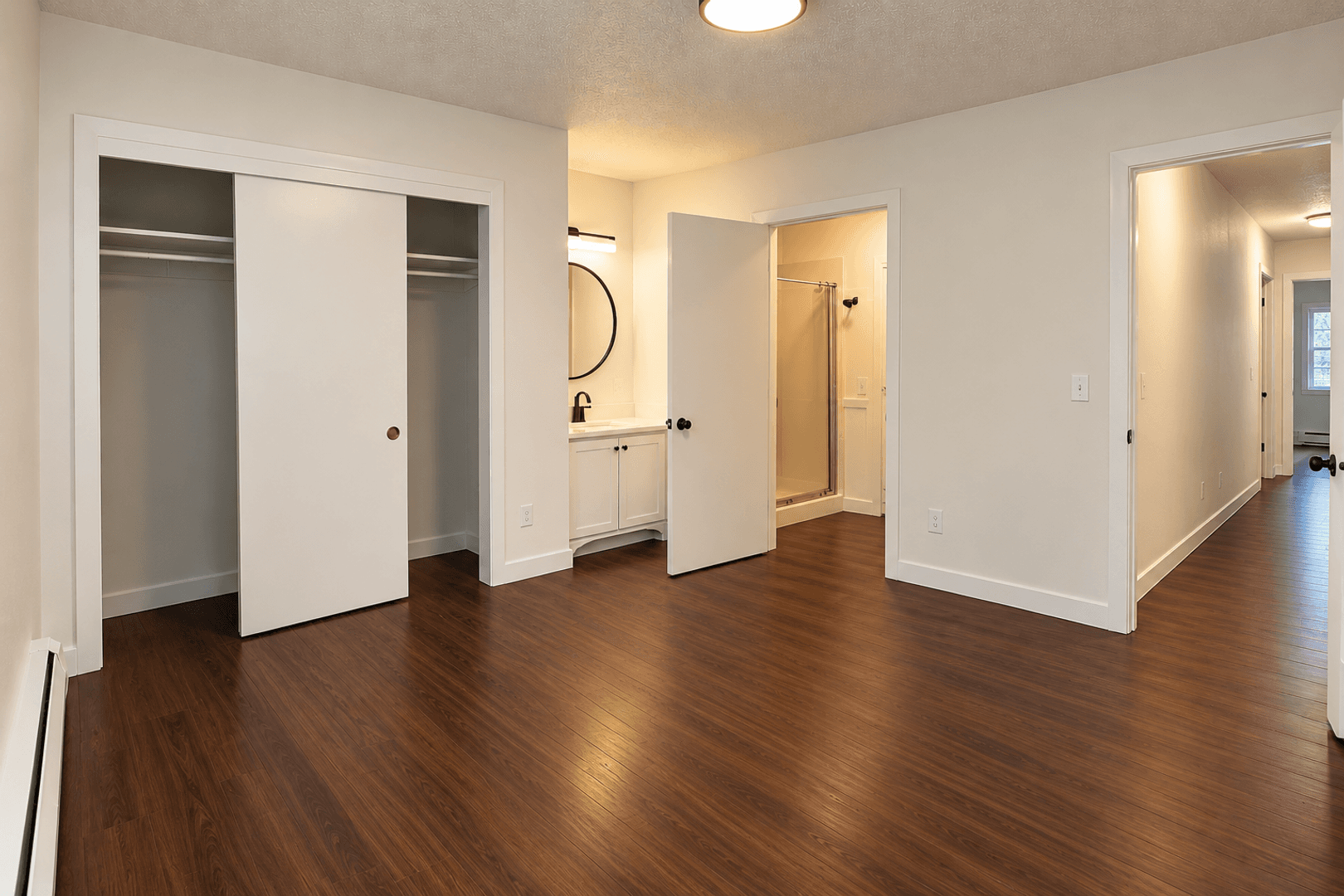 Des Moines Apartment: 211 E McKinley Ave