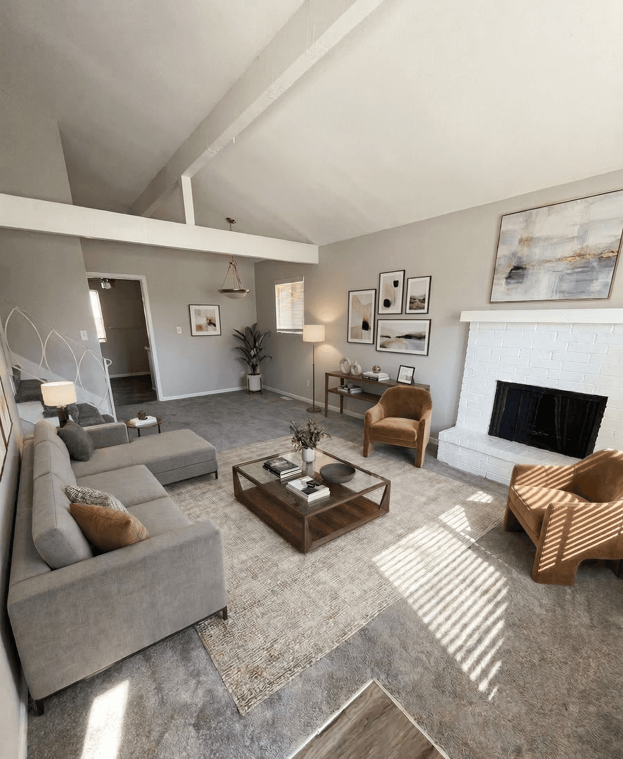 Kansas City Apartment: 1520 E 97th