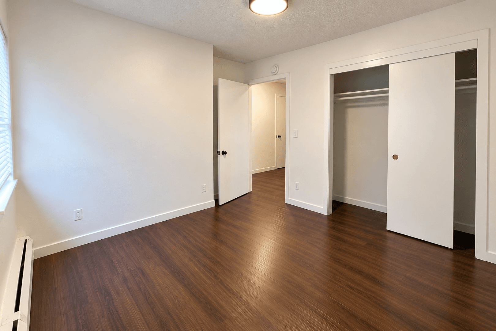 Des Moines Apartment: 211 E McKinley Ave