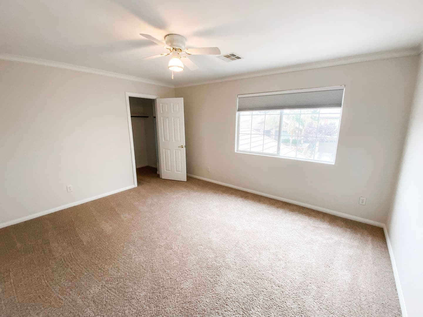 Las Vegas House: 11021 Mount Royal Ave.