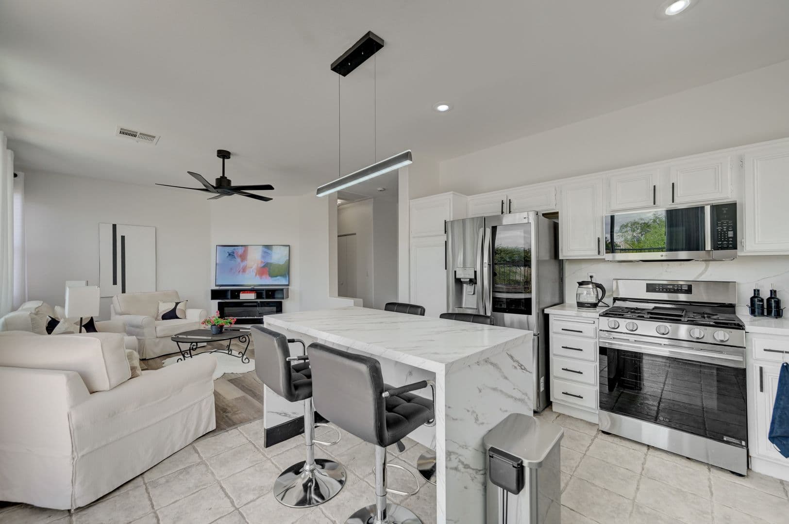 Las Vegas House: 1524 Remembrance Hill St.