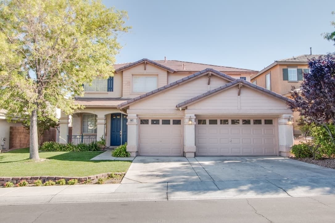 Las Vegas House: 11021 Mount Royal Ave.