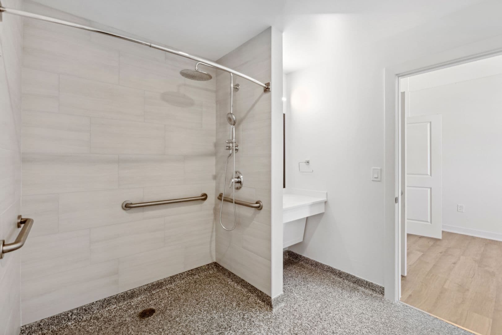 Philadelphia Apartment: 3232 Henry Ave