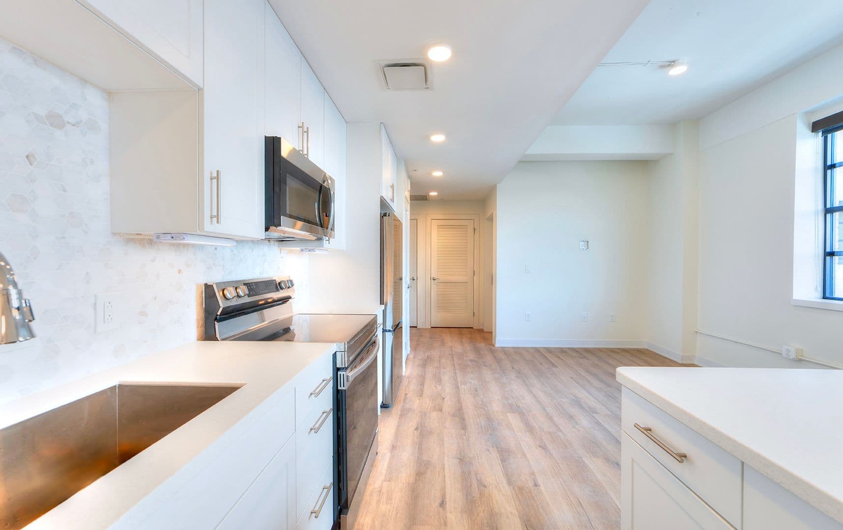 Philadelphia Apartment: 3232 Henry Ave