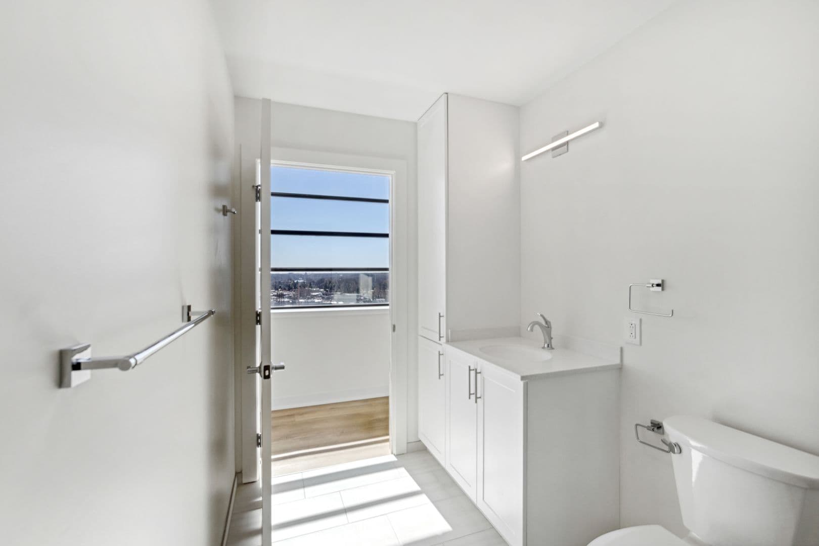 Philadelphia Apartment: 3232 Henry Ave