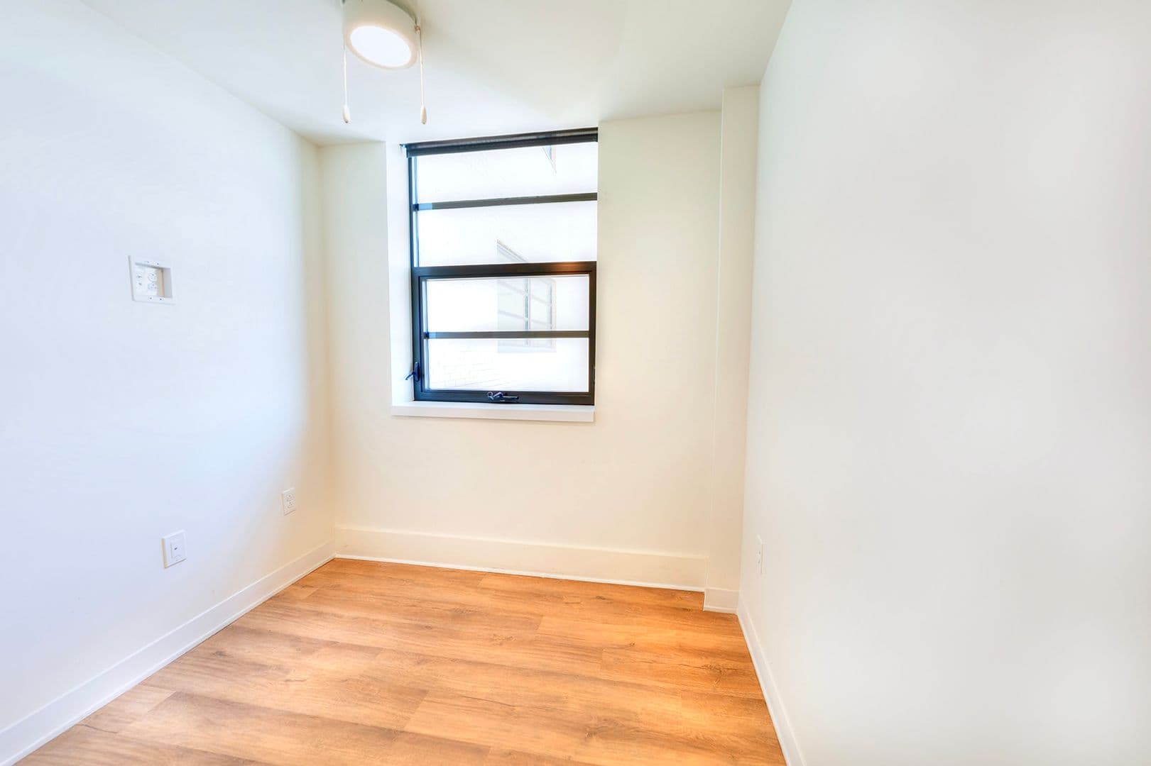Philadelphia Apartment: 3232 Henry Ave
