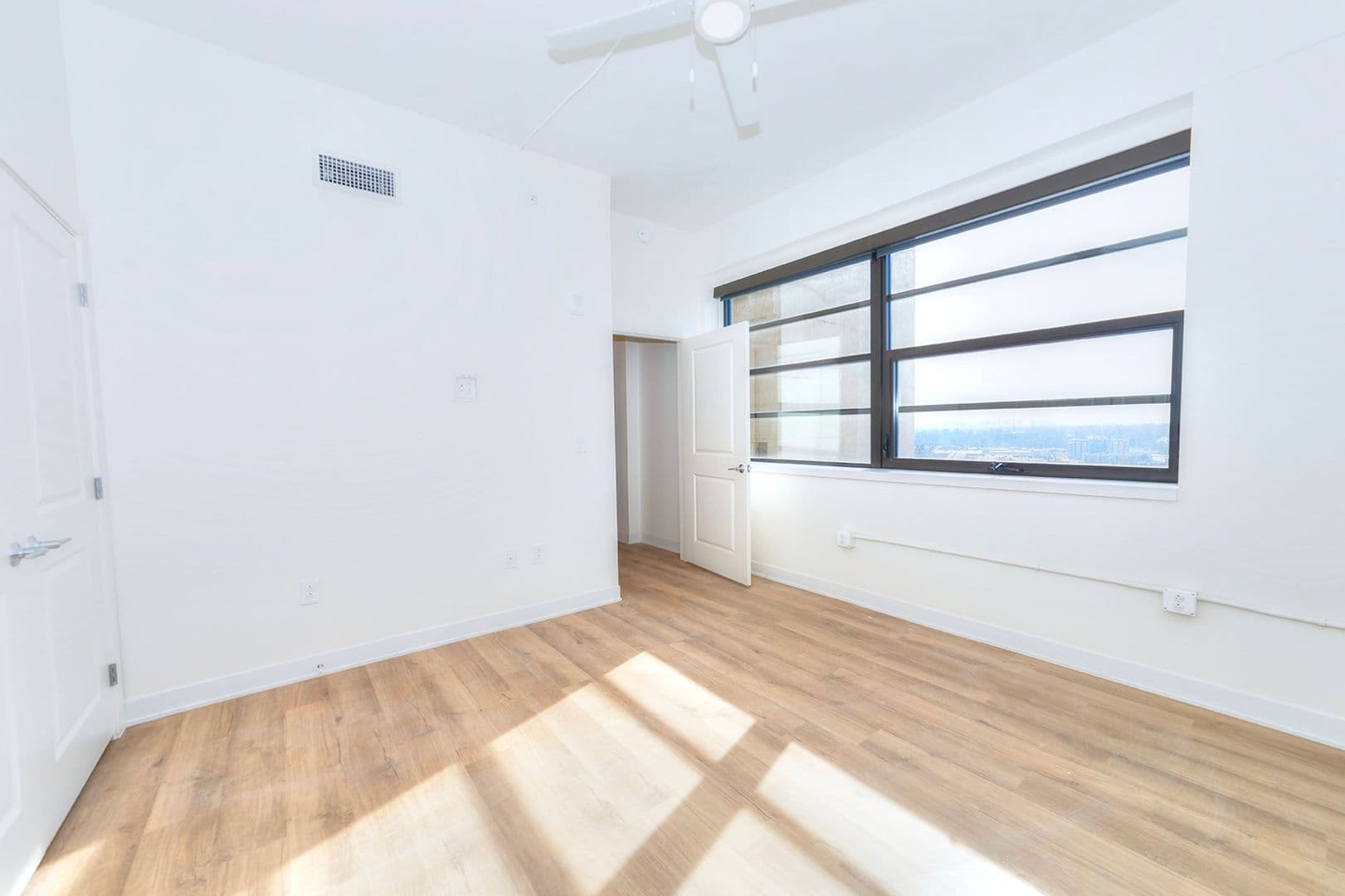 Philadelphia Apartment: 3232 Henry Ave
