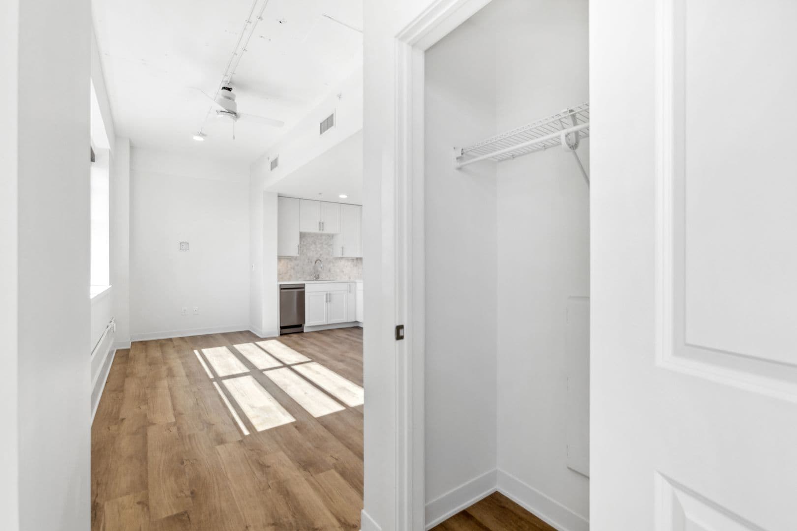 Philadelphia Apartment: 3232 Henry Ave