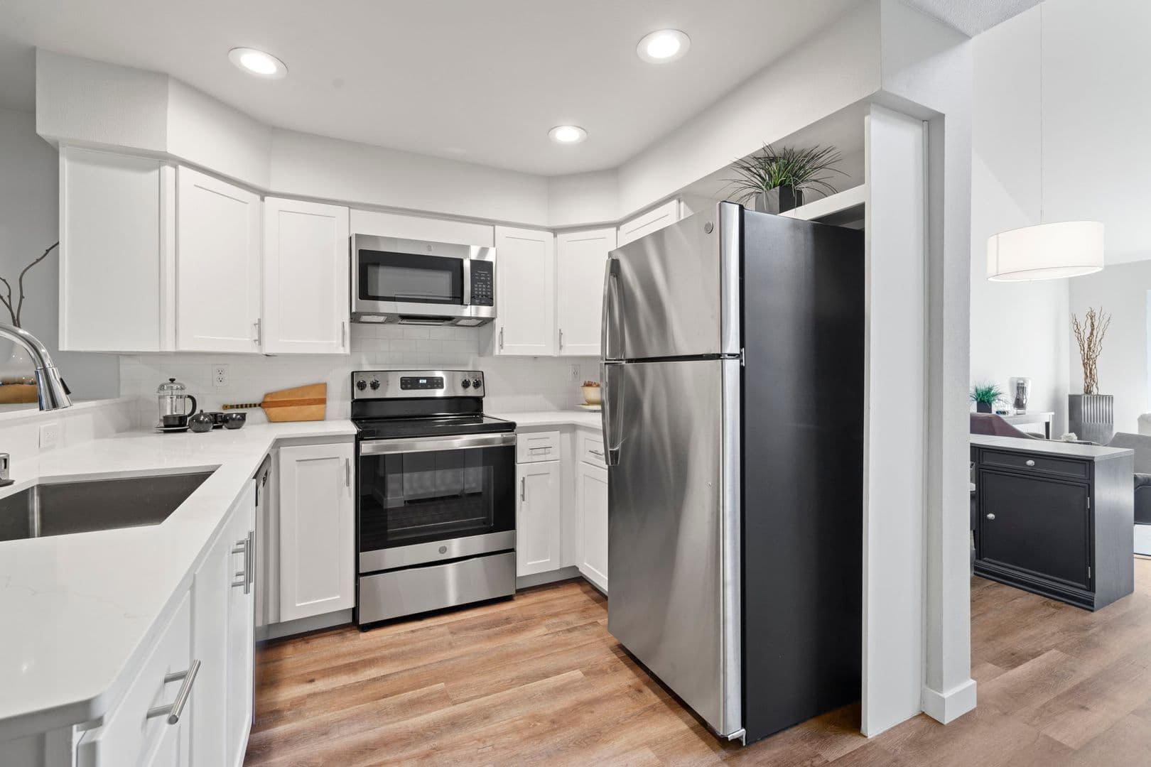 Tacoma Townhome: 1101 N Mountain View Ave, - J48