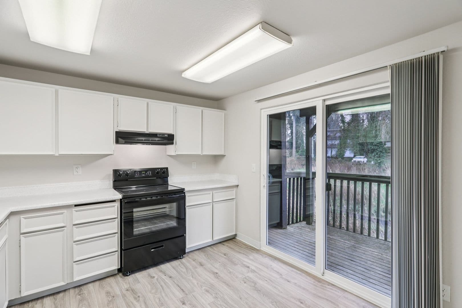 Lakewood Apartment: 4828 123rd St SW