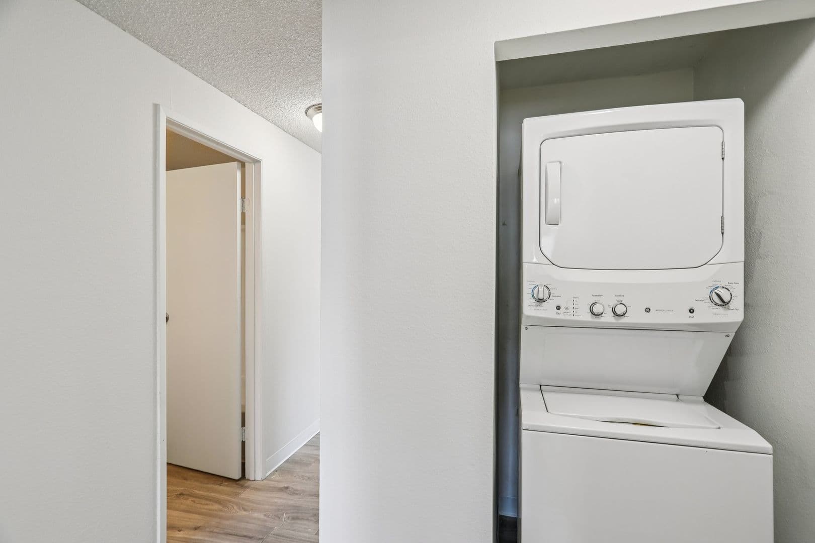 Lakewood Apartment: 4828 123rd St SW