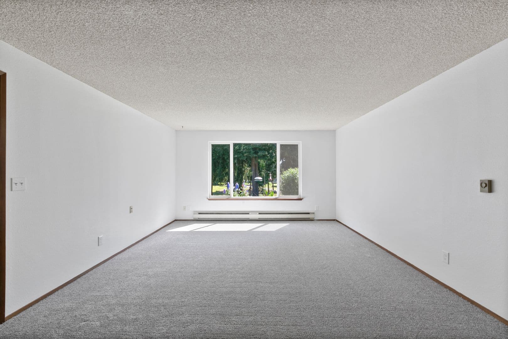 Tacoma Apartment: 9020 Pipeline Road E