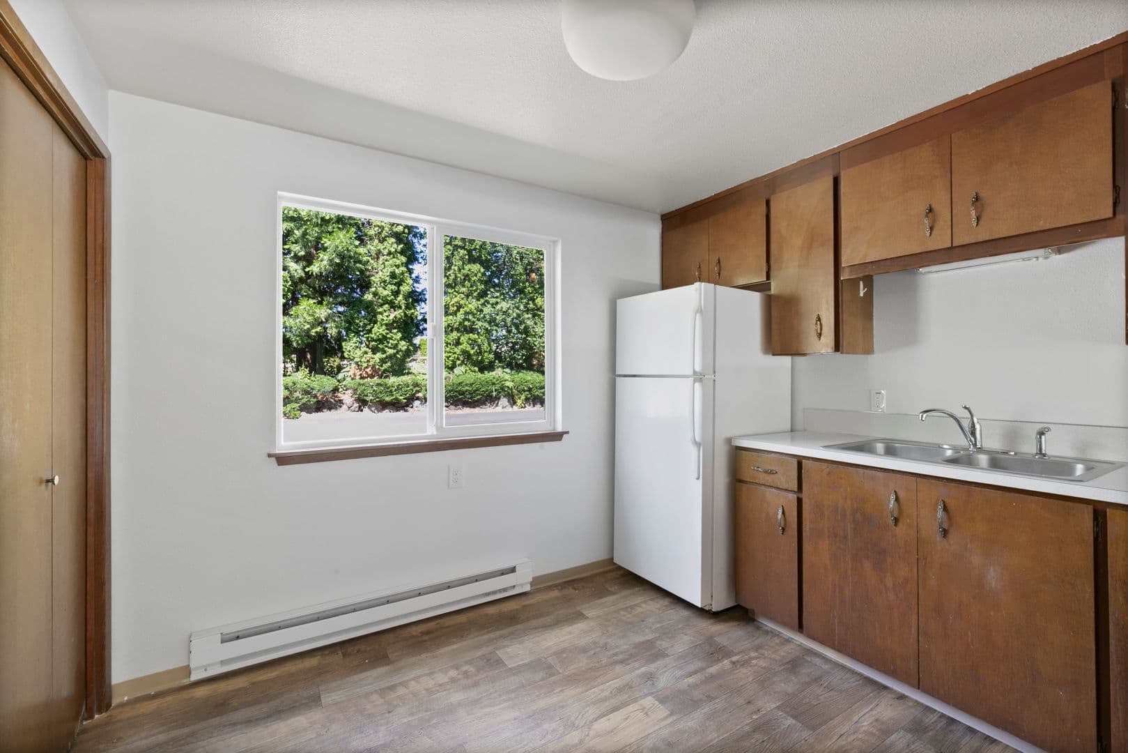 Tacoma Apartment: 9020 Pipeline Road E